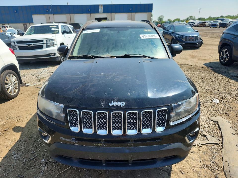 Photo 5 from auction – 2014 JEEP COMPASS with VIN 1C4NJCEA6ED887626