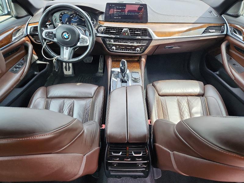 Photo 8 from auction – 2018 BMW M550XI with VIN WBAJB9C59JB049338