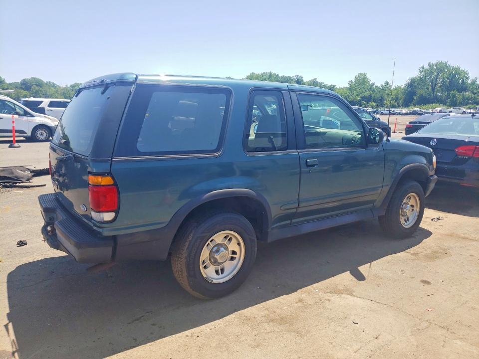 Photo 3 from auction – 1997 FORD EXPLORER with VIN 1FMCU24XXVUB83987