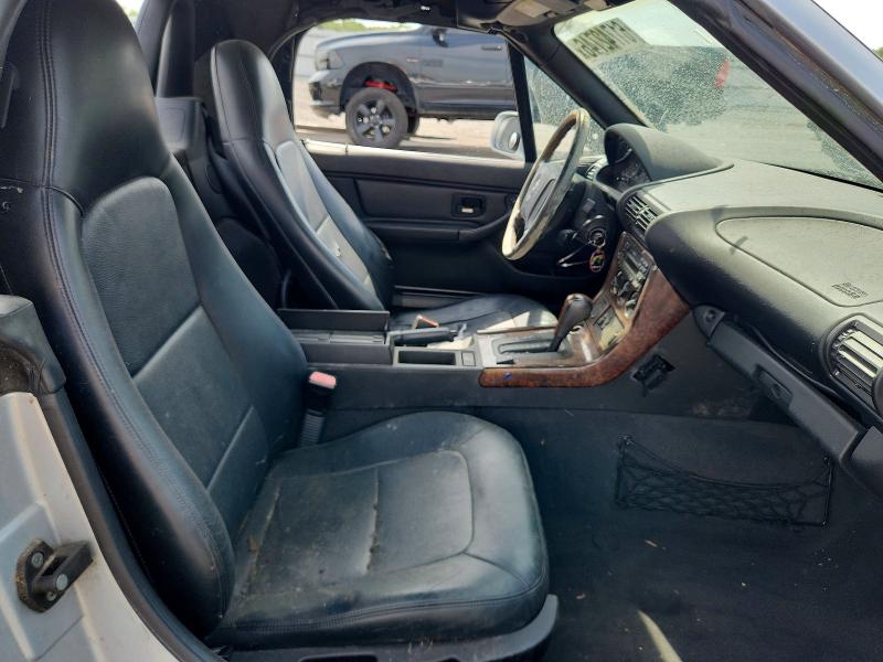 Photo 10 from auction – 1998 BMW Z3 with VIN 4USCH7336WLD16916