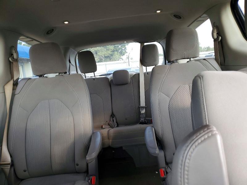 Photo 10 from auction – 2017 CHRYSLER PACIFICA with VIN 2C4RC1DG5HR501964