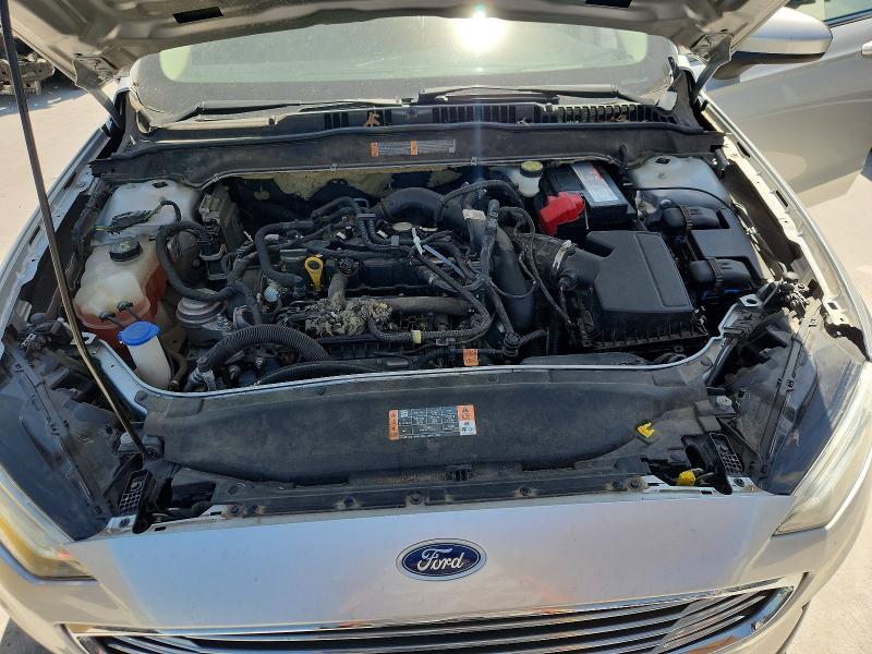 Photo 11 from auction – 2019 FORD FUSION with VIN 3FA6P0HD5KR171073