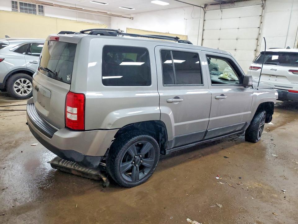 Photo 3 from auction – 2015 JEEP PATRIOT with VIN 1C4NJPBA0FD318851