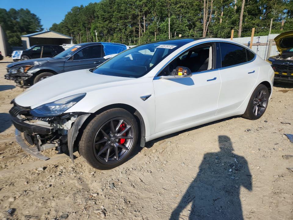 TESLA MODEL 3 2020 with VIN 5YJ3E1EC6LF624091 - Photo from auction