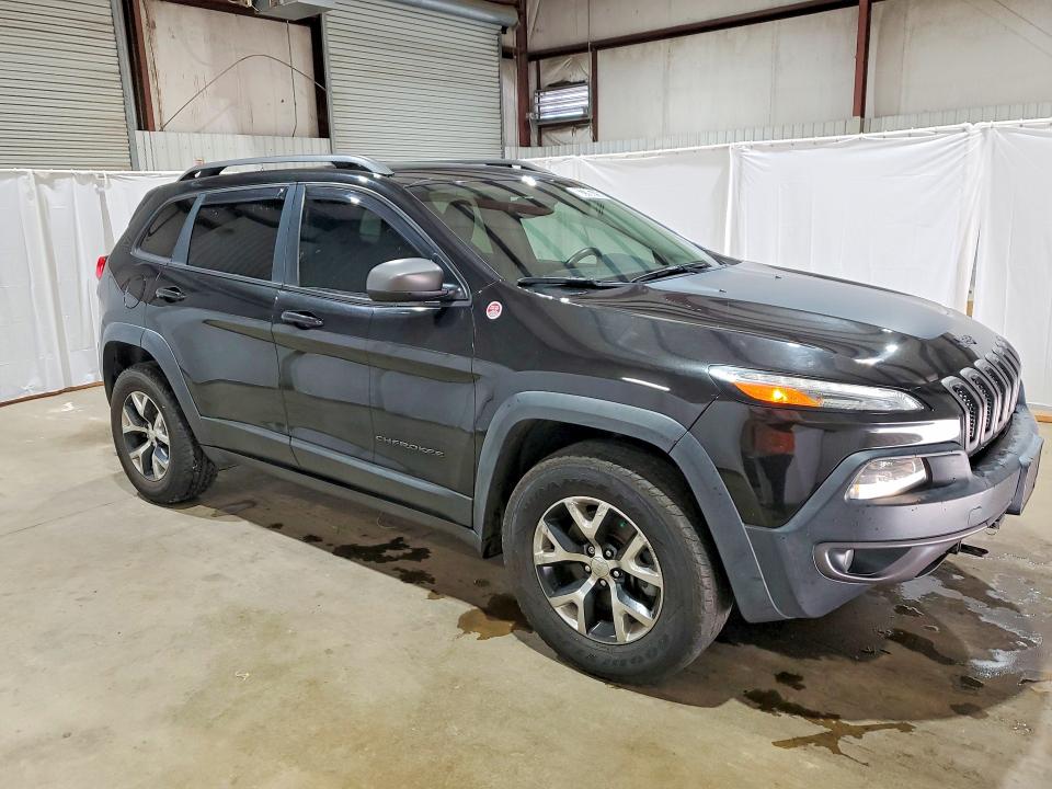 Photo 4 from auction – 2016 JEEP CHEROKEE with VIN 1C4PJMBS6GW317371