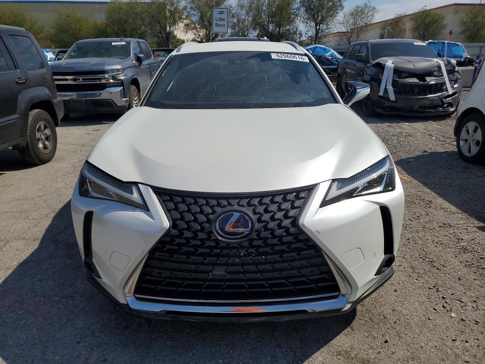 Photo 5 from auction – 2022 LEXUS UX 250H with VIN JTHX9JBH2N2056884