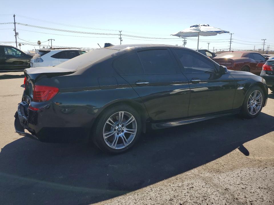 Photo 3 from auction – 2013 BMW 528 with VIN WBAXG5C50DDY37647