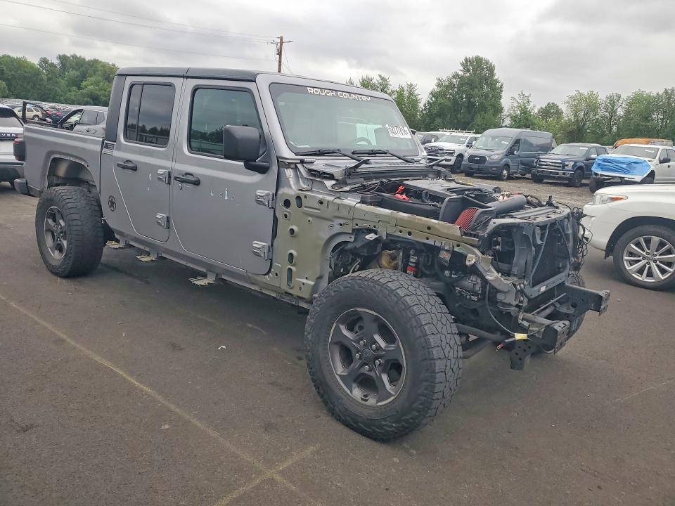 Photo 4 from auction – 2020 JEEP GLADIATOR with VIN 1C6HJTAG4LL135893