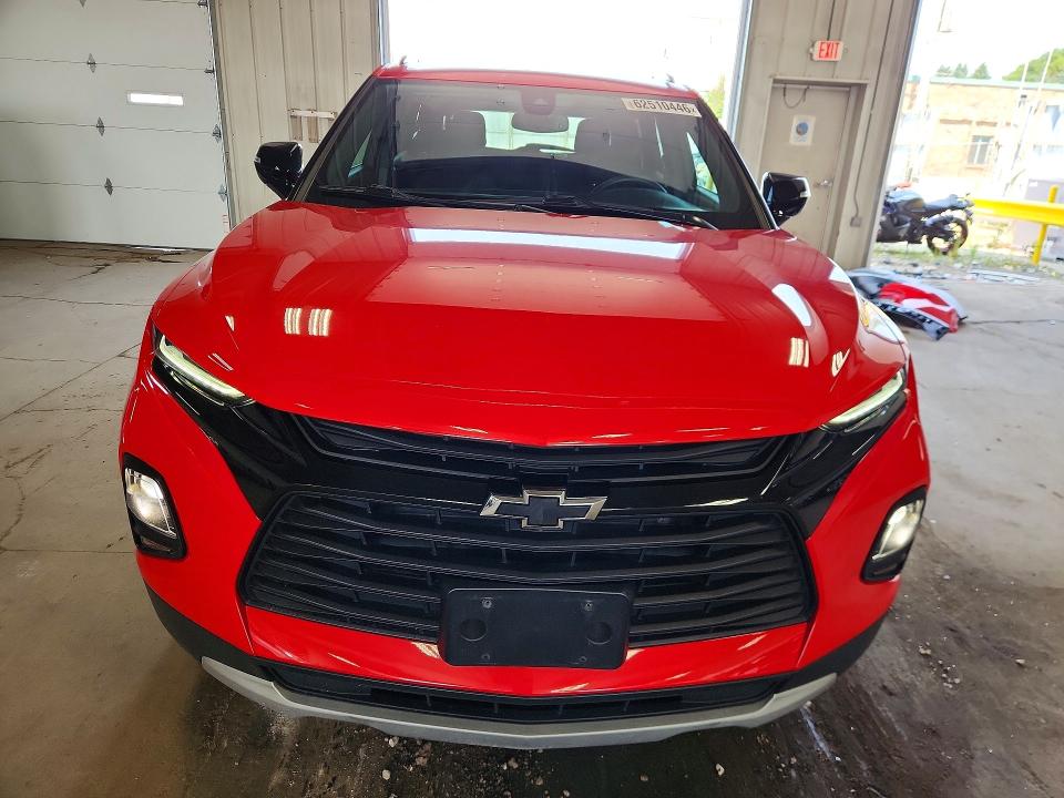 Photo 5 from auction – 2021 CHEVROLET BLAZER with VIN 3GNKBHRS2MS541479
