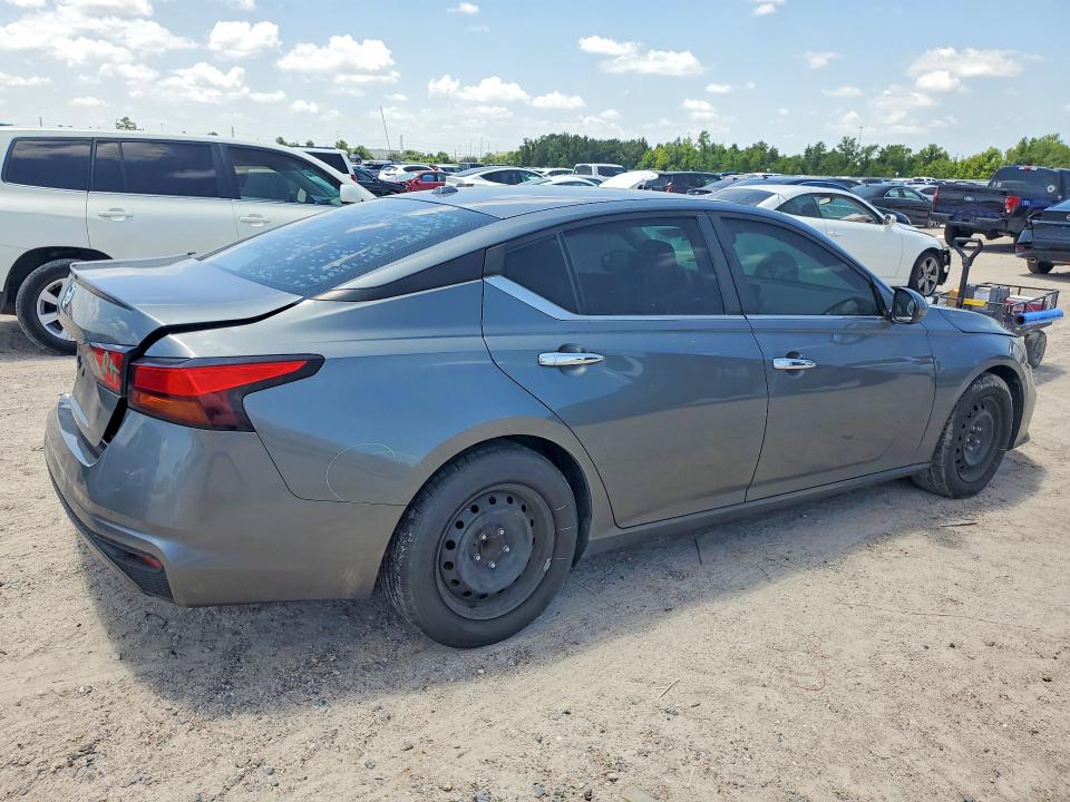 Photo 3 from auction – 2019 NISSAN ALTIMA with VIN 1N4BL4BV3KC223852