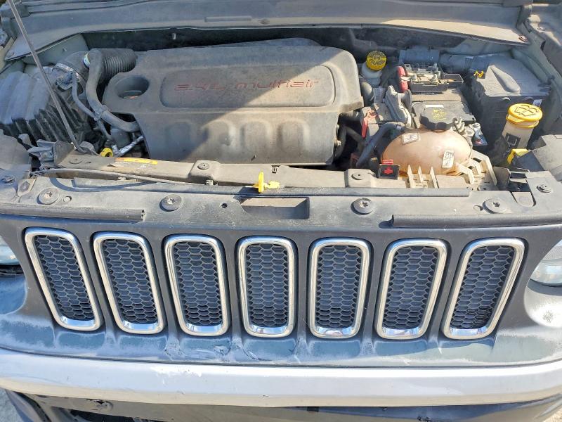 Photo 12 from auction – 2016 JEEP RENEGADE with VIN ZACCJABT2GPD44909