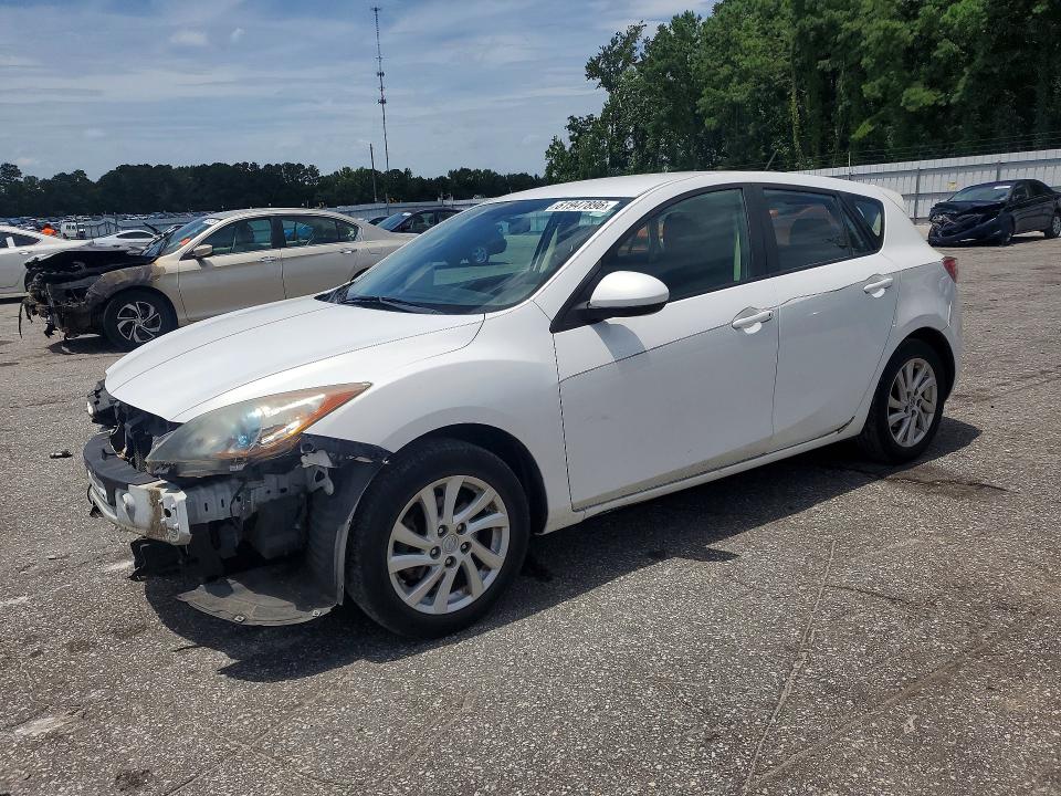 MAZDA 3 2012 with VIN JM1BL1L86C1522198 - Photo from auction