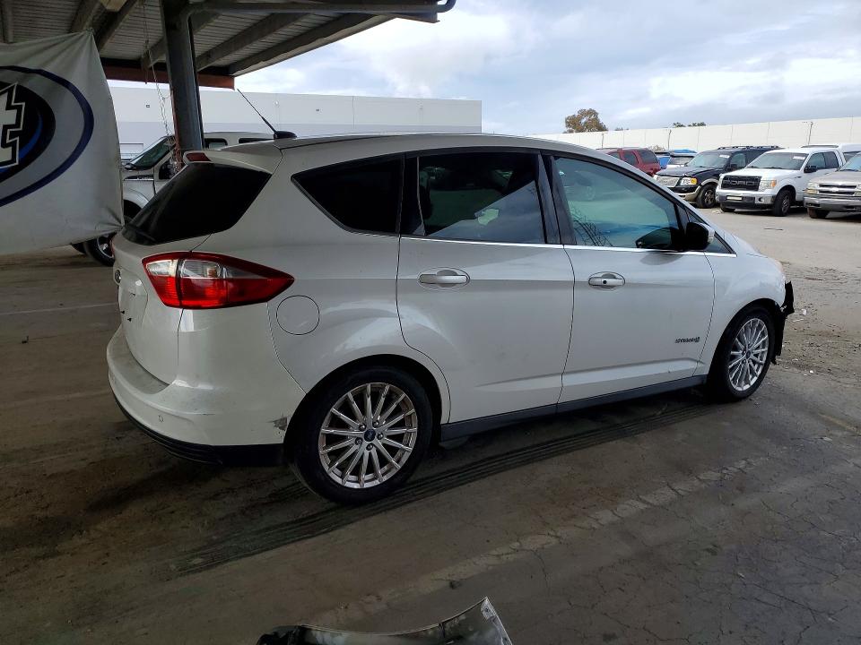 Фото 3 с аукциона – 2015 FORD C-MAX с VIN 1FADP5BU0FL121070