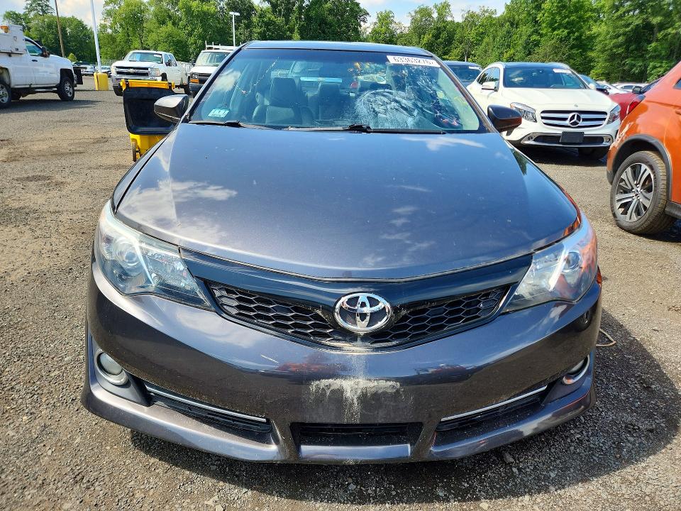 Photo 5 from auction – 2014 TOYOTA CAMRY with VIN 4T4BF1FK4ER338279