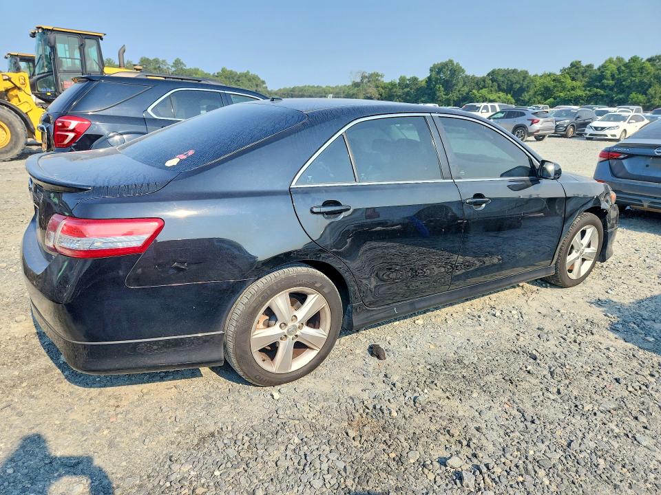 Photo 3 from auction – 2011 TOYOTA CAMRY with VIN 4T1BF3EK3BU153739