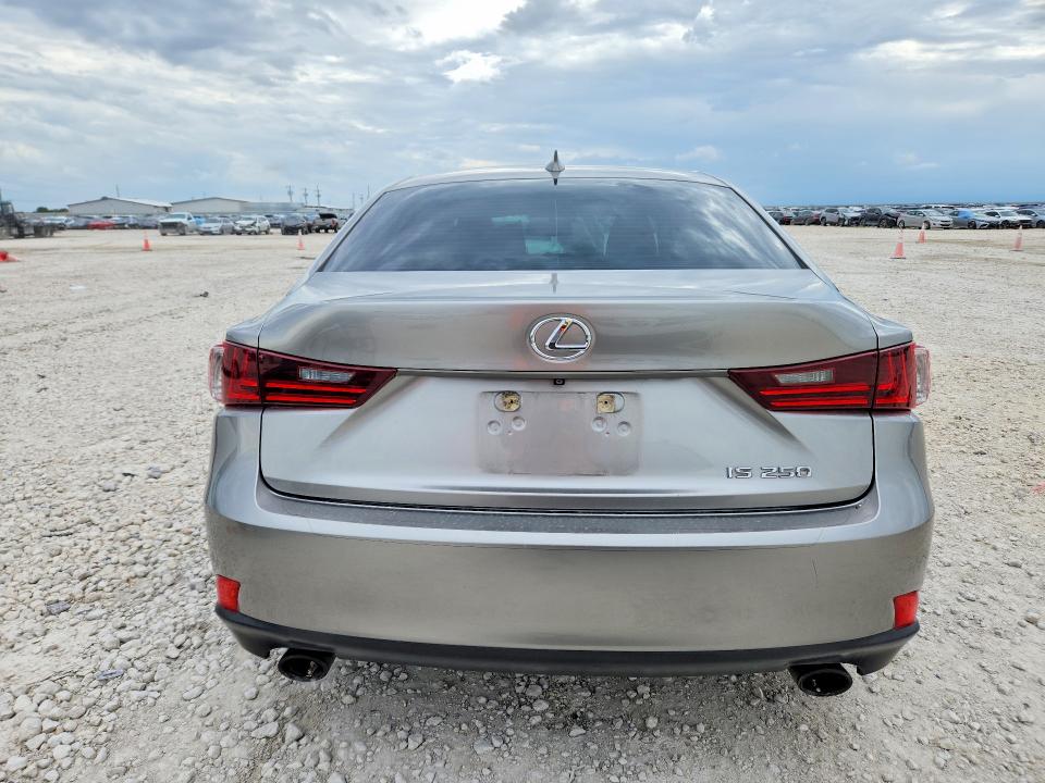 Photo 6 from auction – 2014 LEXUS IS with VIN JTHBF1D23E5042499