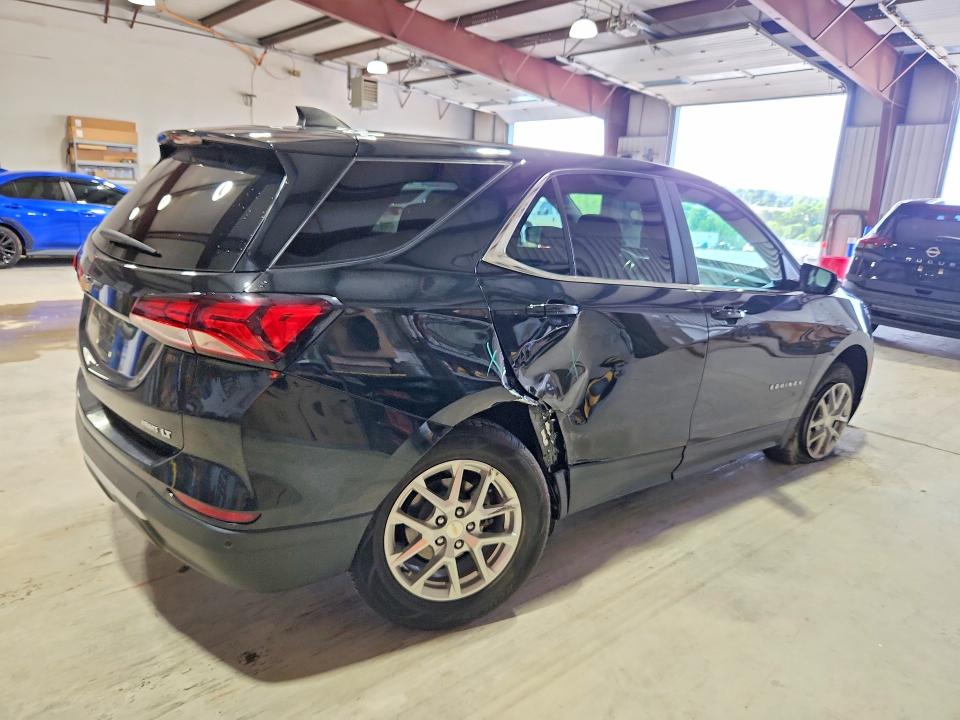 Photo 3 from auction – 2024 CHEVROLET EQUINOX with VIN 3GNAXUEG5RL308432