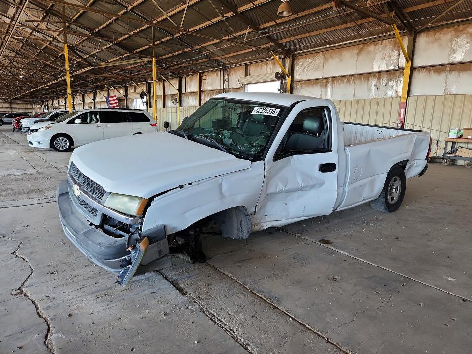 CHEVROLET SILVERADO 2004 with VIN 1GCEC14X54Z352521 - Photo from auction