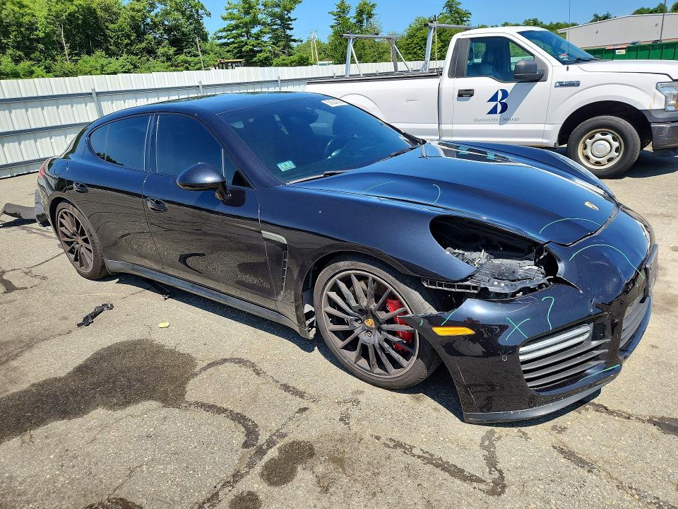 Photo 4 from auction – 2016 PORSCHE PANAMERA with VIN WP0AF2A78GL081039