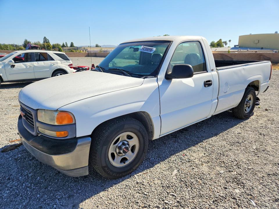 GMC NEW SIERRA 2000 with VIN 1GTEC14V0YE900341 - Photo from auction