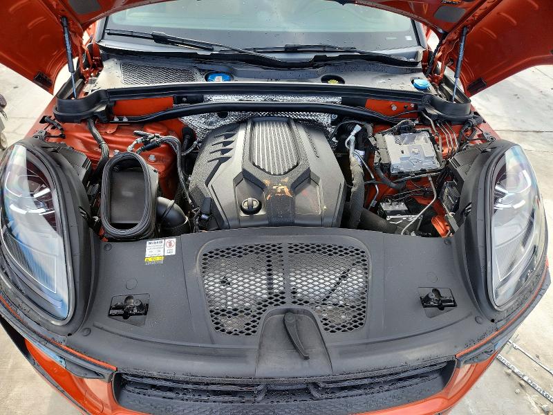 Photo 12 from auction – 2023 PORSCHE MACAN with VIN WP1AA2A52PLB00938