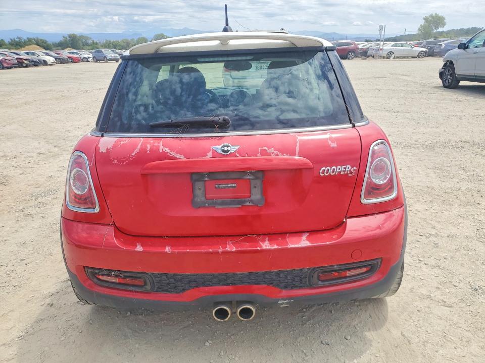 Photo 6 from auction – 2011 MINI COOPER with VIN WMWSV3C5XBTY12231