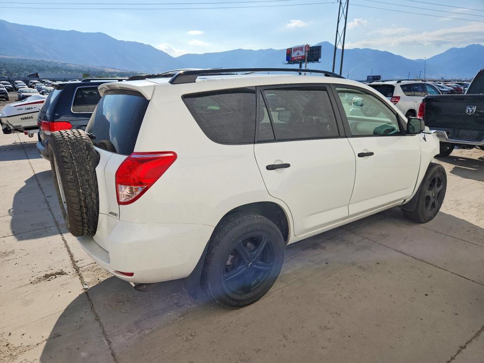 Photo 3 from auction – 2006 TOYOTA RAV4 with VIN JTMBD33V766010715