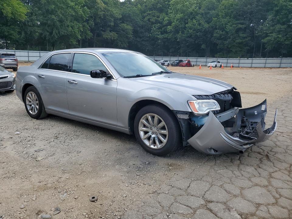 Photo 4 from auction – 2011 CHRYSLER 300 with VIN 2C3CA5CG0BH559874