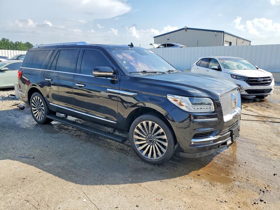 Photo 4 from auction – 2018 LINCOLN NAVIGATOR with VIN 5LMJJ3LT0JEL14219