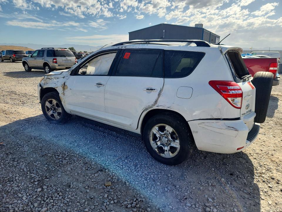 Photo 2 from auction – 2010 TOYOTA RAV4 with VIN JTMBF4DV3AD034979
