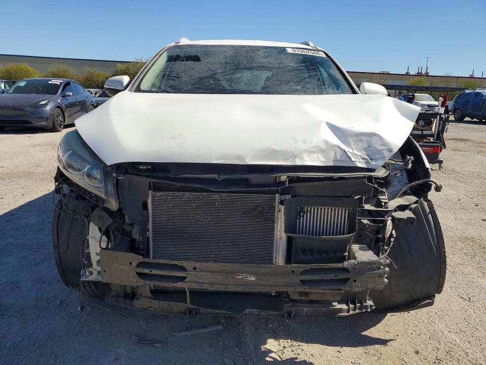 Photo 5 from auction – 2017 KIA SORENTO with VIN 5XYPHDA12HG268690
