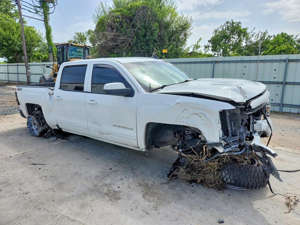 Photo 4 from auction – 2016 CHEVROLET SILVERADO with VIN 3GCUKREC9GG389004