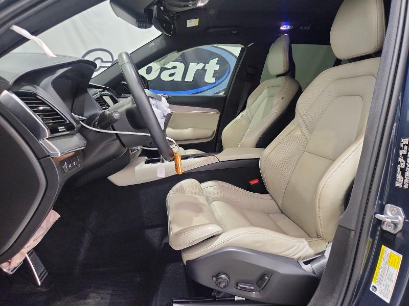 Photo 7 from auction – 2022 VOLVO XC90 with VIN YV4BR0CM4N1810422