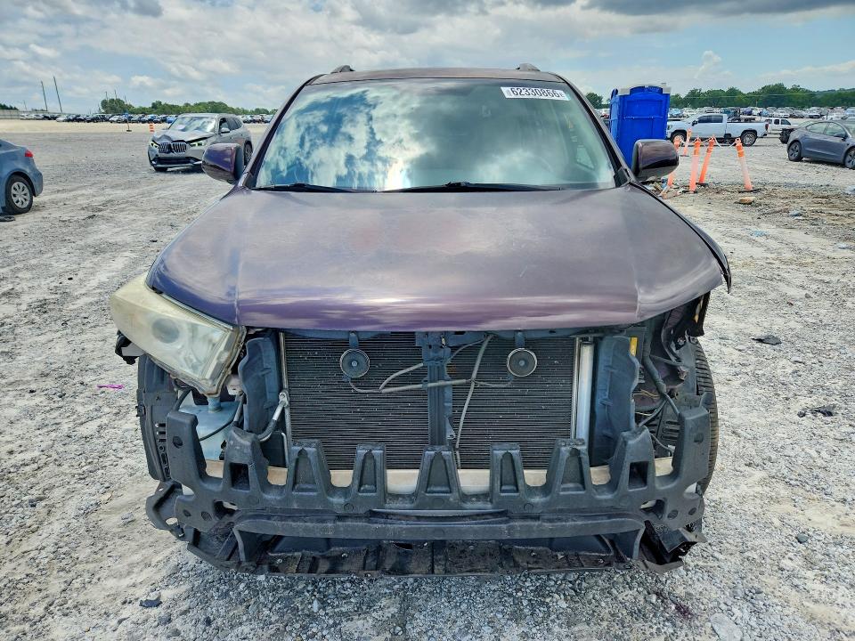Photo 5 from auction – 2013 TOYOTA HIGHLANDER with VIN 5TDDK3EH4DS194532