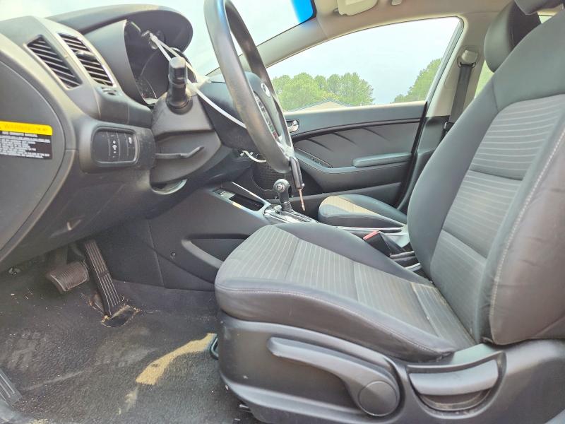 Photo 7 from auction – 2018 KIA FORTE with VIN 3KPFL4A72JE169479