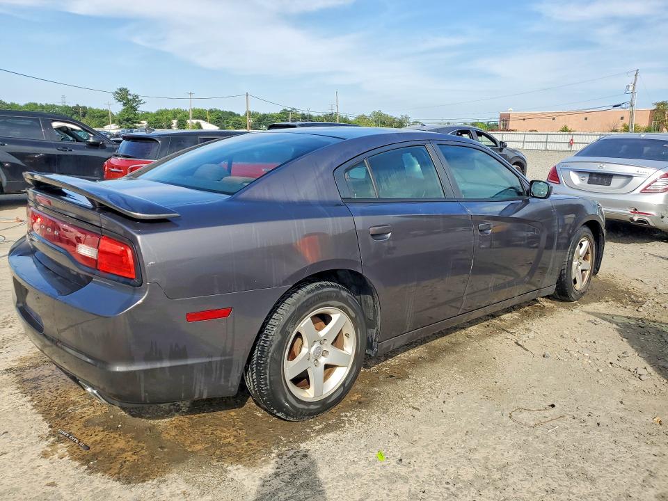 Photo 3 from auction – 2013 DODGE CHARGER with VIN 2C3CDXBG7DH690792