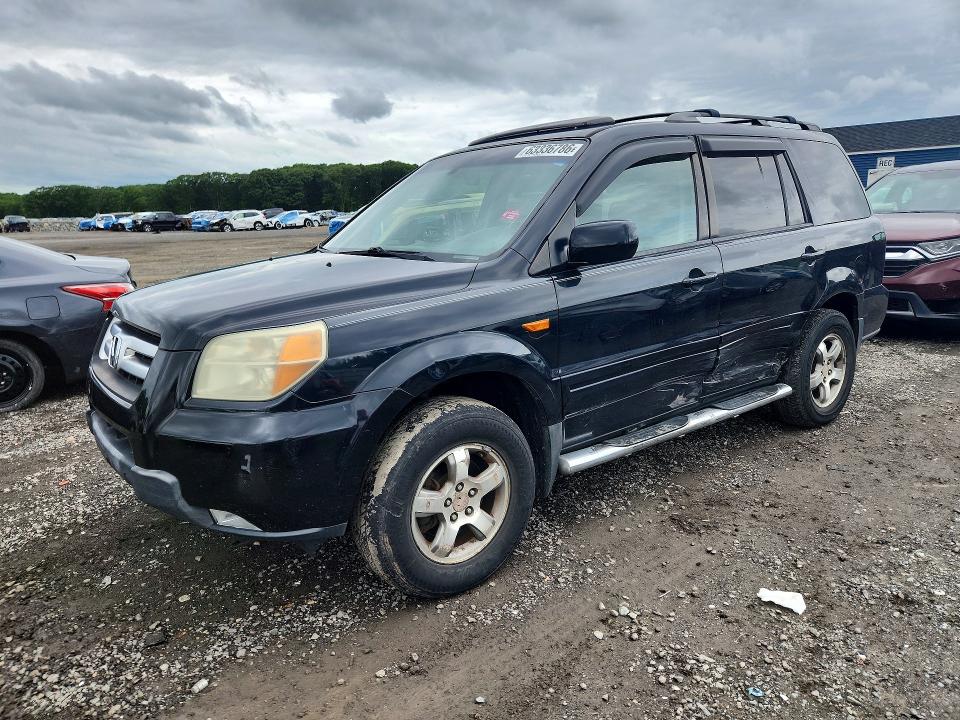 HONDA PILOT 2006 with VIN 2HKYF18526H513172 - Photo from auction