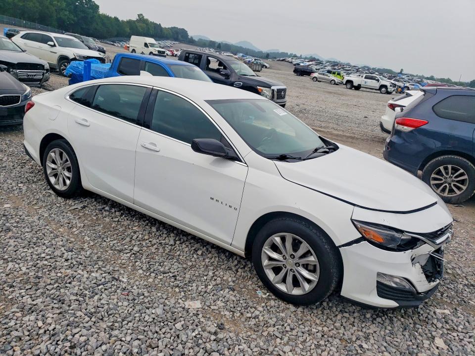 Photo 4 from auction – 2020 CHEVROLET MALIBU with VIN 1G1ZD5ST0LF067076