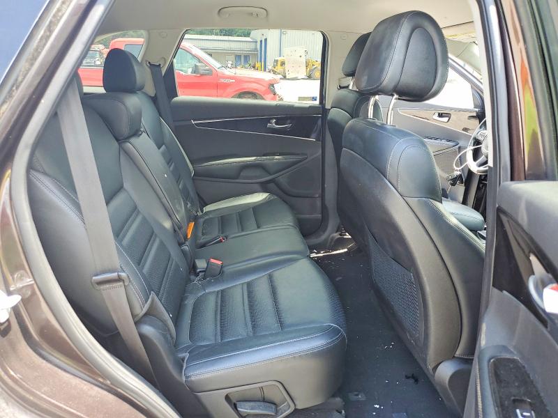 Photo 11 from auction – 2016 KIA SORENTO with VIN 5XYPHDA13GG034265