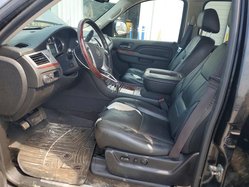 Photo 7 from auction – 2013 CADILLAC ESCALADE with VIN 1GYS4HEF0DR110230