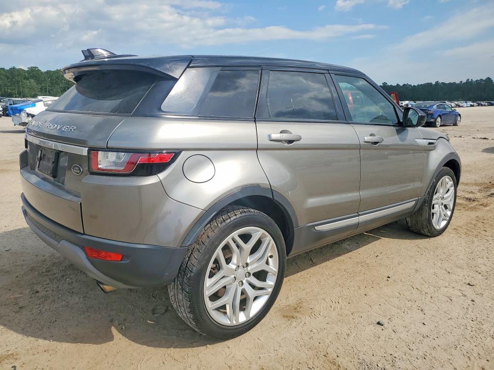 Photo 3 from auction – 2017 LAND ROVER RANGE ROVER EVOQUE with VIN SALVR2BG8HH242798