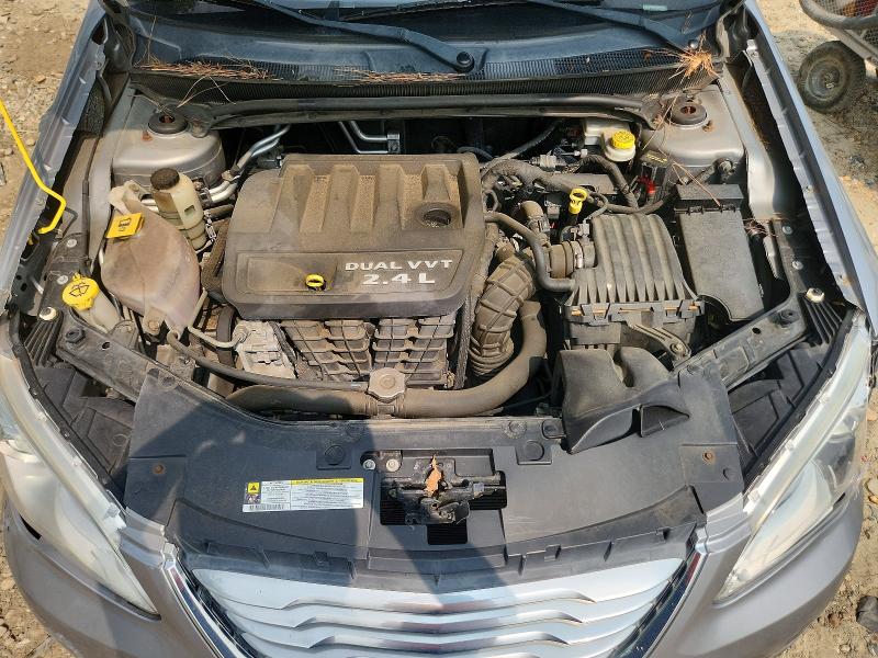 Photo 11 from auction – 2013 CHRYSLER 200 with VIN 1C3CCBABXDN734125