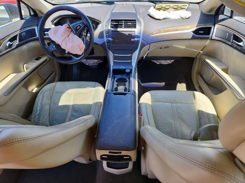 Photo 8 from auction – 2015 LINCOLN MKZ with VIN 3LN6L2LU9FR603240