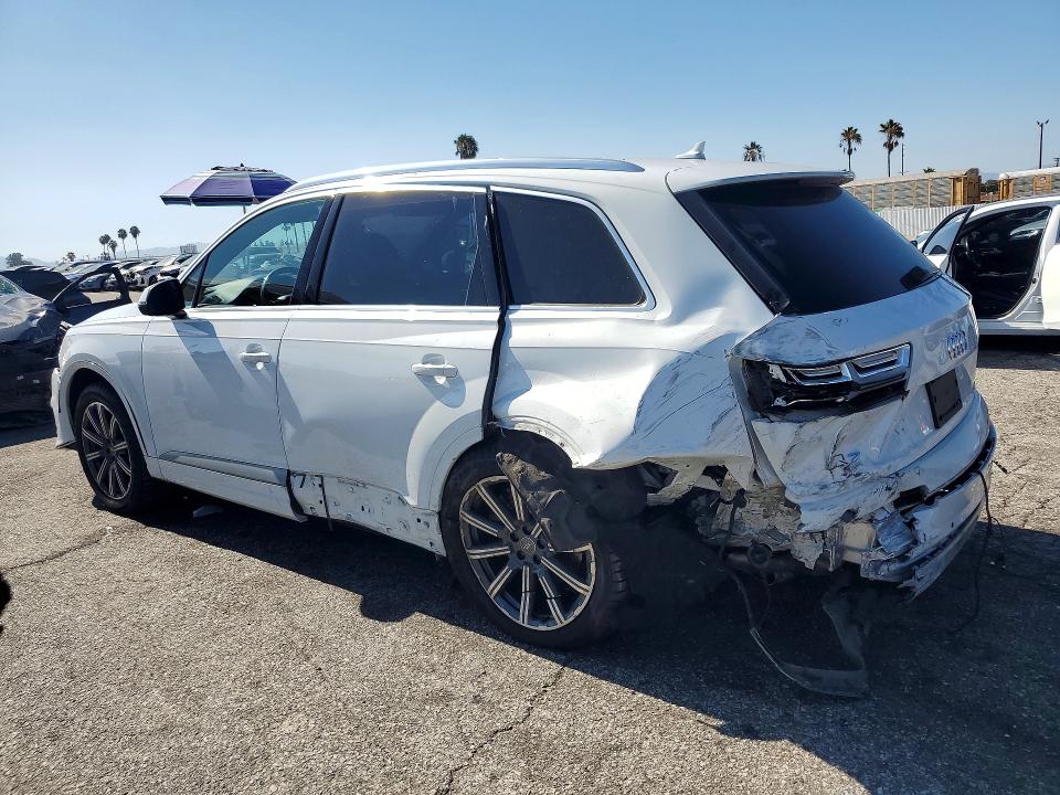 Фото 2 с аукциона – 2018 AUDI Q7 с VIN WA1LAAF74JD000253
