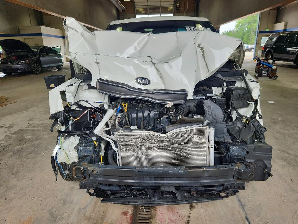 Photo 5 from auction – 2019 KIA SOUL with VIN KNDJN2A23K7022344