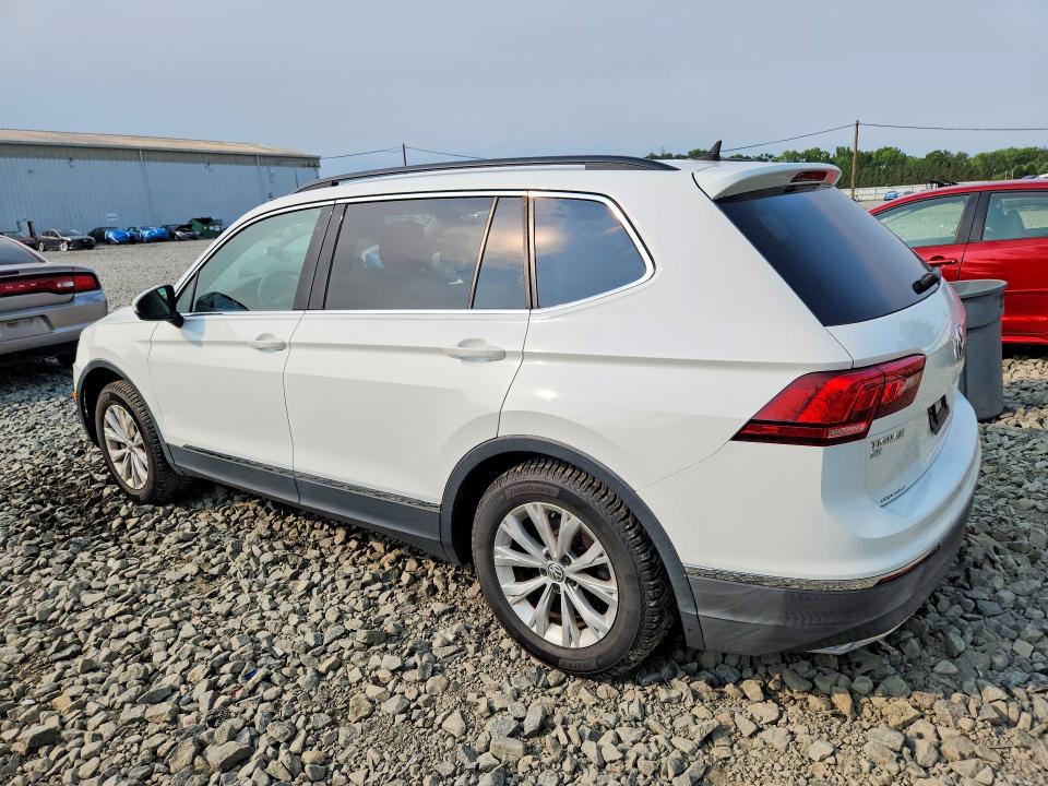 Zdjęcie 2 z aukcji – 2018 VOLKSWAGEN TIGUAN z VIN 3VV2B7AX8JM161266