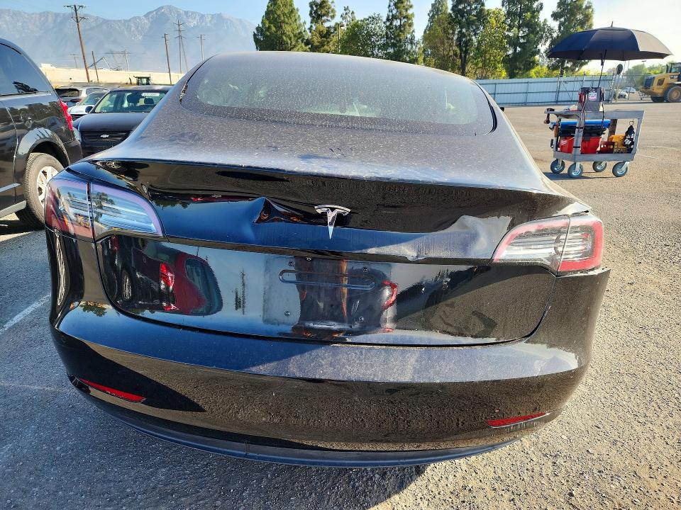 Photo 6 from auction – 2018 TESLA MODEL 3 with VIN 5YJ3E1EA0JF154572