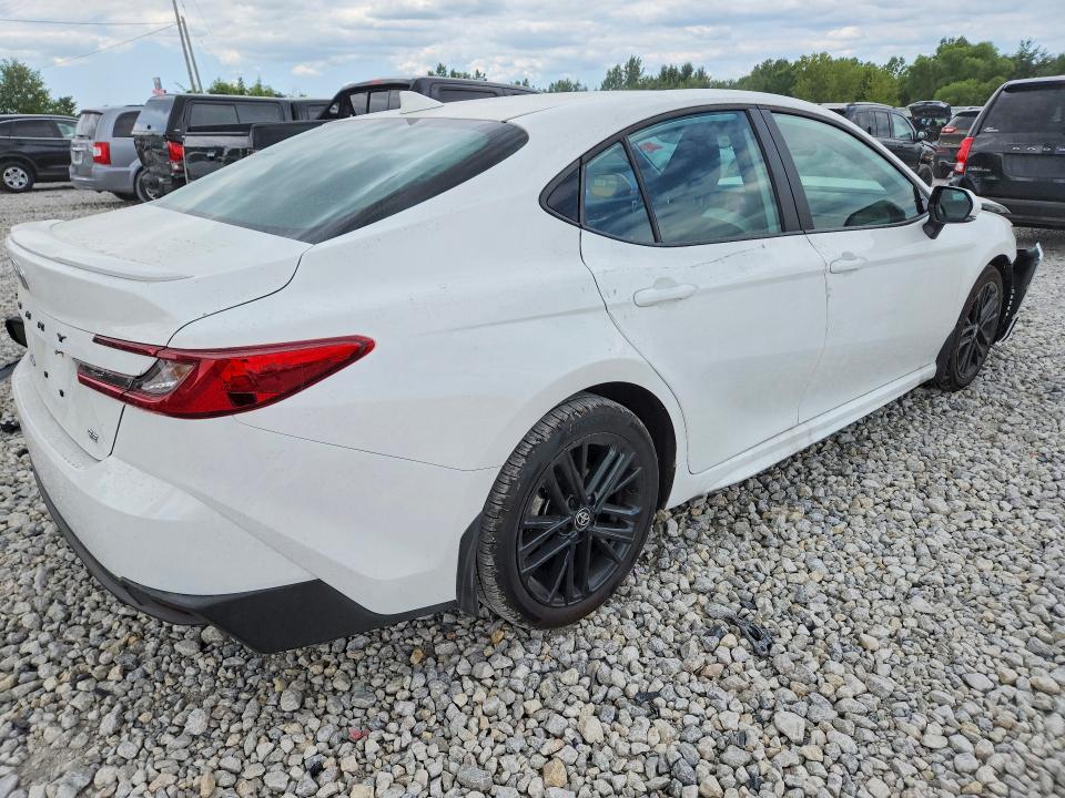 Photo 3 from auction – 2026 TOYOTA CAMRY with VIN 4T1DAACK2TU228432