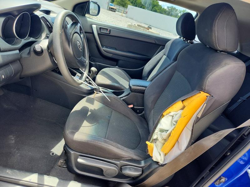 Foto 7 de la subasta – 2010 KIA FORTE KOUP con VIN KNAFU6A25A5201346