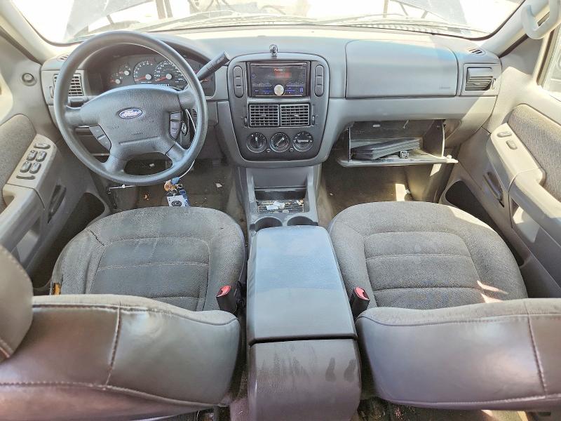 Photo 8 from auction – 2004 FORD EXPLORER with VIN 1FMZU62E14ZB28106